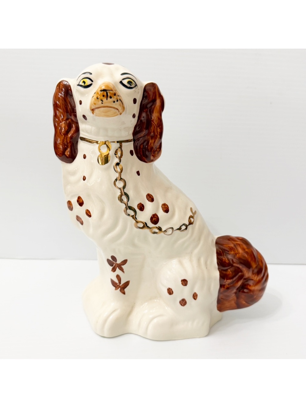Staffordshire Style King Charles Spaniel Ceramic Mantle Dog Figurine
